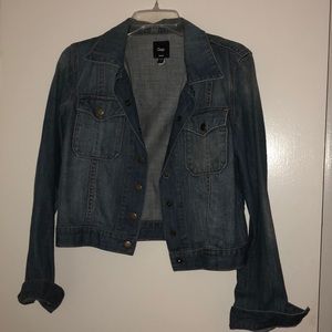 Cropped jean jacket. Perfect for spring/summer!